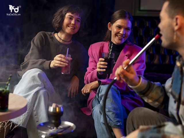 karaoke-bar.jpg